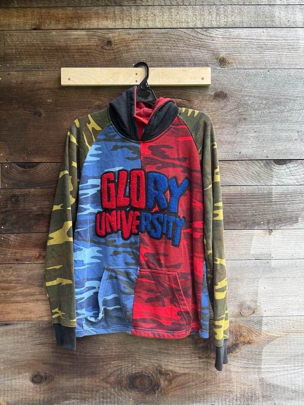 Glo Gang Glory University Camo Hoodie Size S